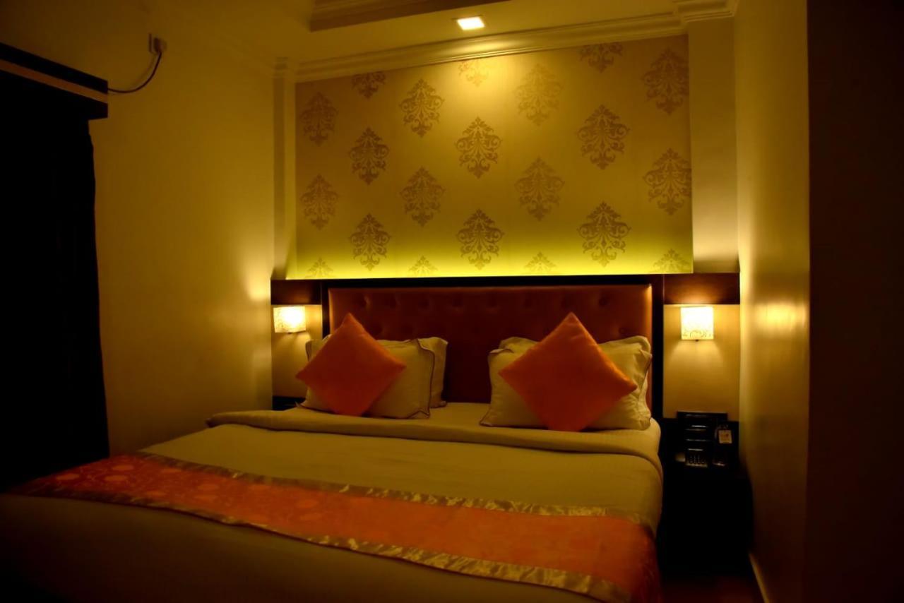 The Grand Krishna Luxury Hotel Chikmagalūr Εξωτερικό φωτογραφία