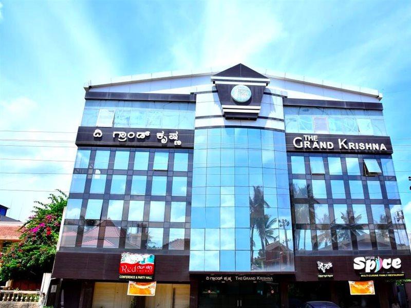 The Grand Krishna Luxury Hotel Chikmagalūr Εξωτερικό φωτογραφία