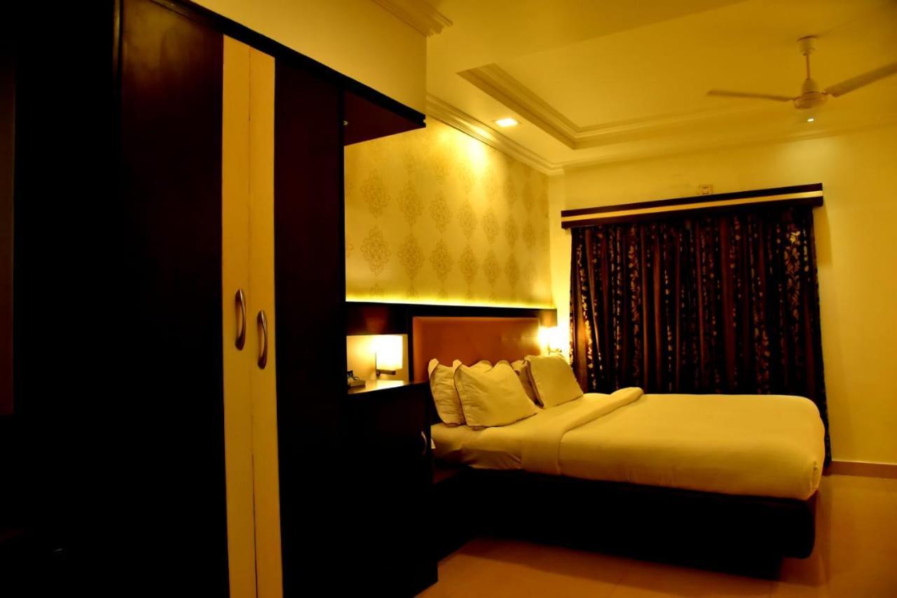 The Grand Krishna Luxury Hotel Chikmagalūr Εξωτερικό φωτογραφία
