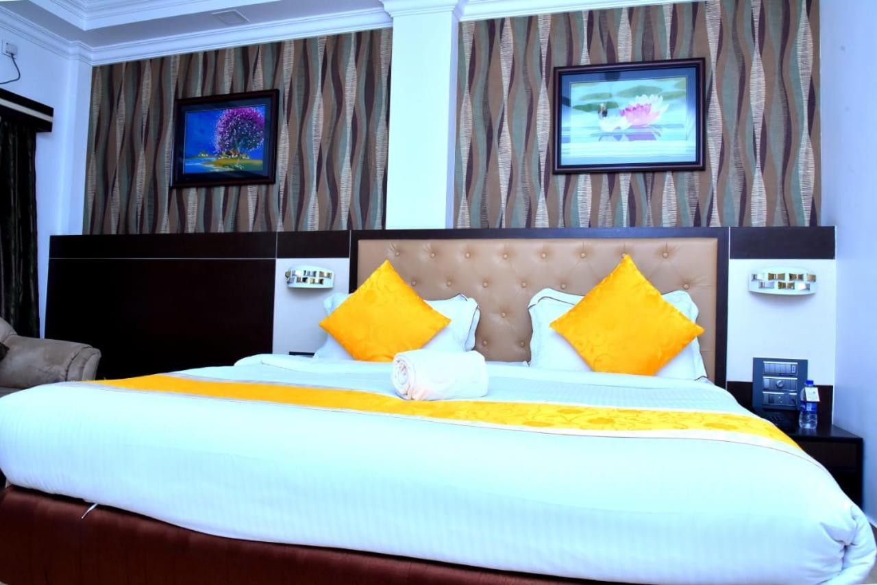 The Grand Krishna Luxury Hotel Chikmagalūr Εξωτερικό φωτογραφία